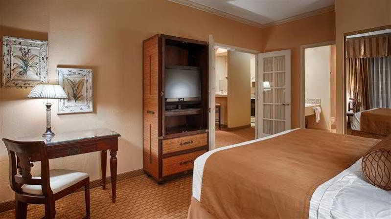Best Western Richmond Suites H Baton Rouge Bagian luar foto