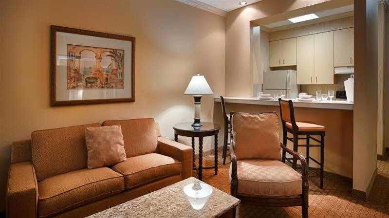 Best Western Richmond Suites H Baton Rouge Bagian luar foto