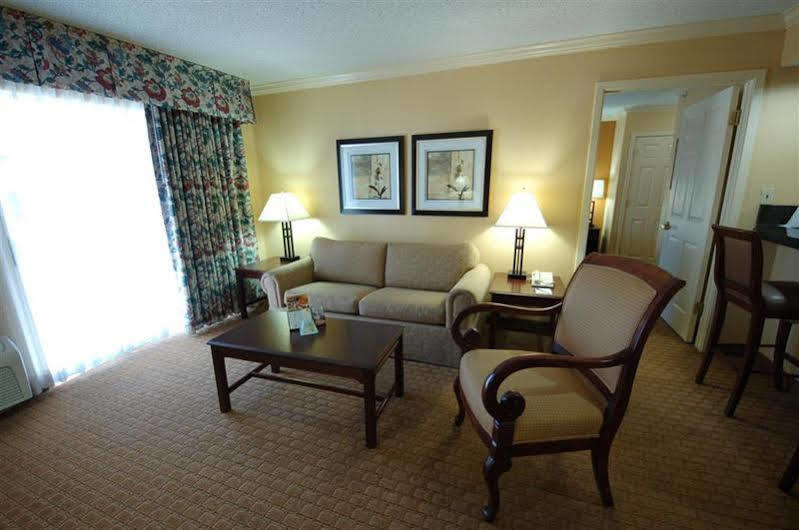 Best Western Richmond Suites H Baton Rouge Bagian luar foto