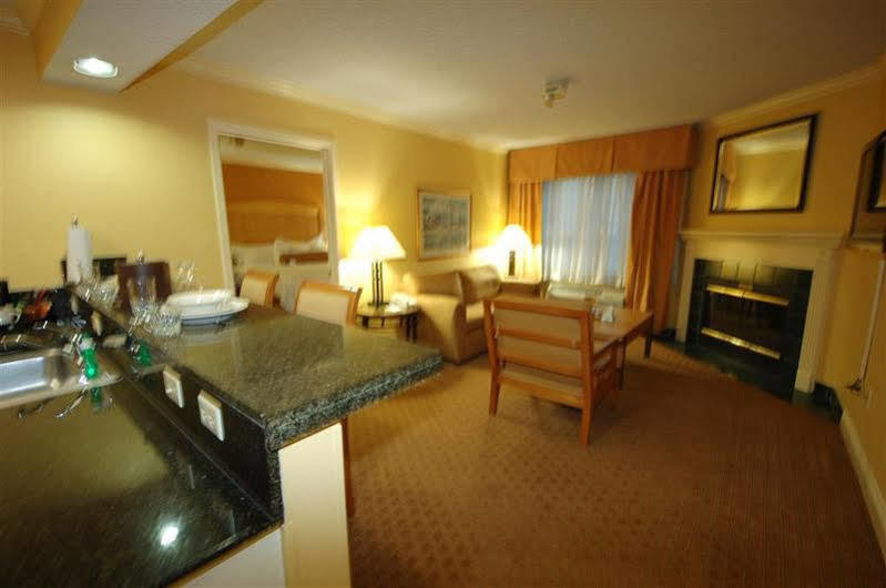 Best Western Richmond Suites H Baton Rouge Bagian luar foto